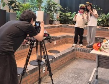 신년, 증명사진관