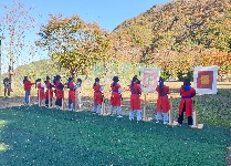 활! 활개를 펴다~