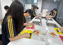 만들며 세계속으로