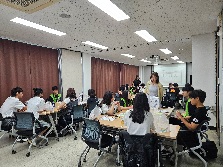 2025년 창원시청소년참여위원회(진해) ‘꽃비’와 함께하는 청소년참여예산제 ‘청소년 정책을 부탁해’